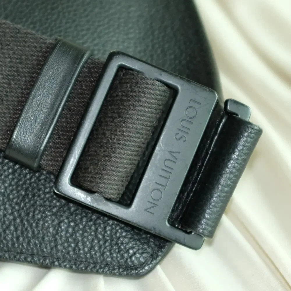 Louis Vuitton Aerogram Takeoff Sling Bag - Black Leather